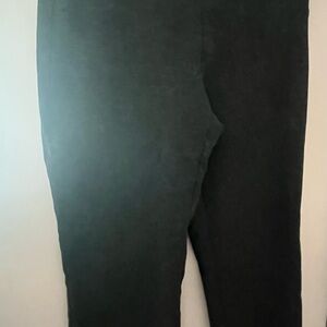 Intro Love the Fit Leggings

• athleisure 
• performance wear
• spring